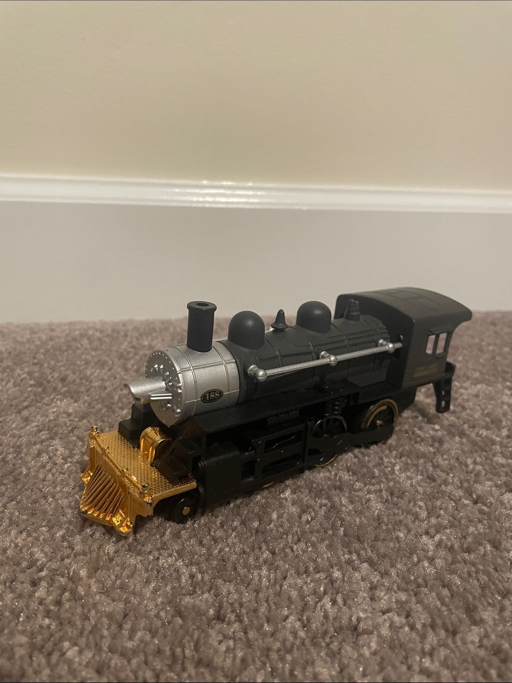 Black & Silver Toy Steam Engine Locomotive with Gold Plow - Kids Toys